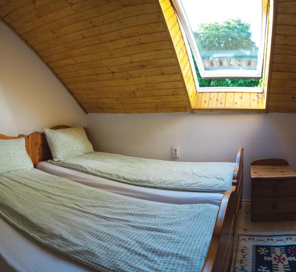Sziklakert - Életöröm Vendégház Rimetea Exterior foto