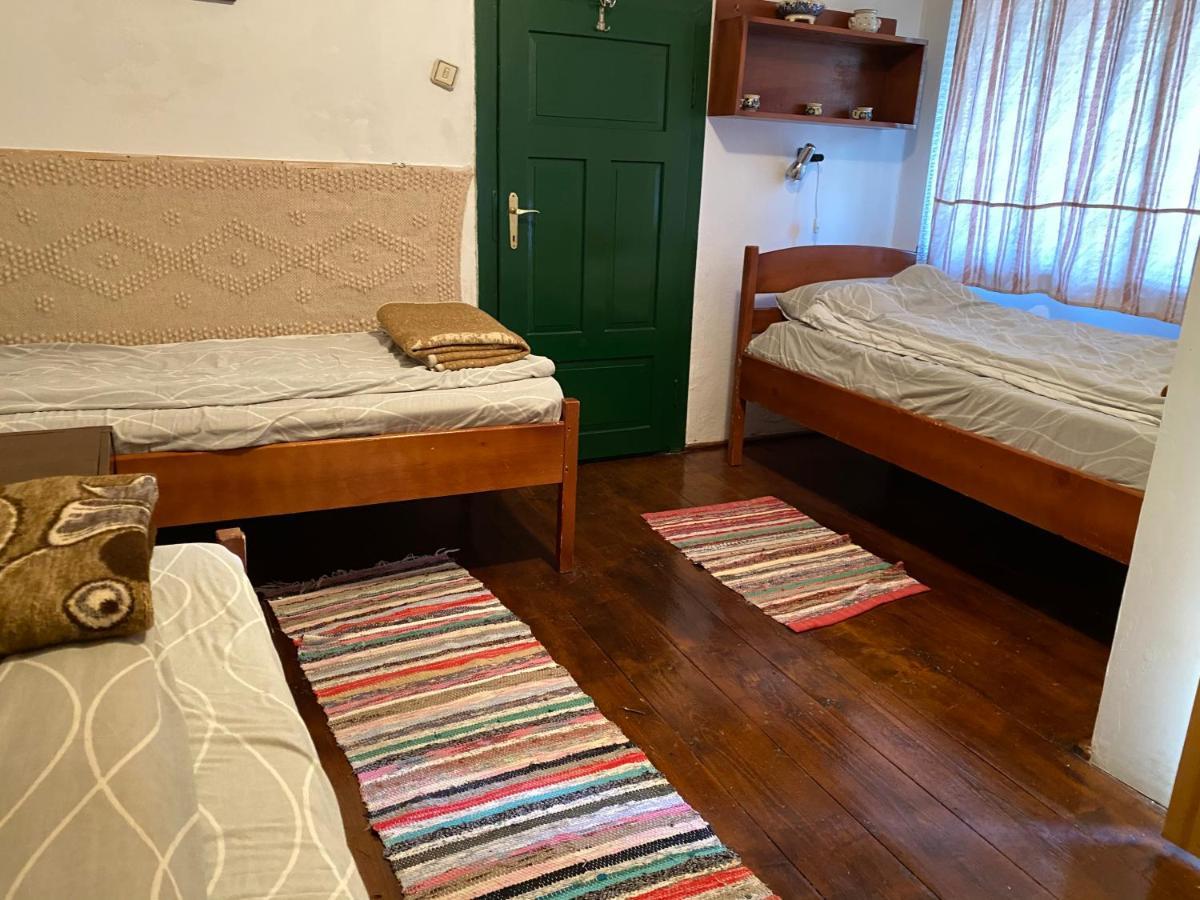 Sziklakert - Életöröm Vendégház Rimetea Exterior foto