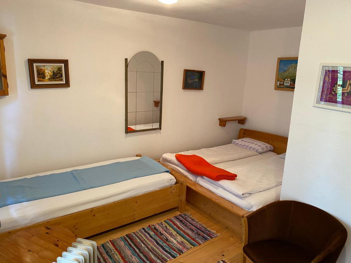 Sziklakert - Életöröm Vendégház Rimetea Exterior foto