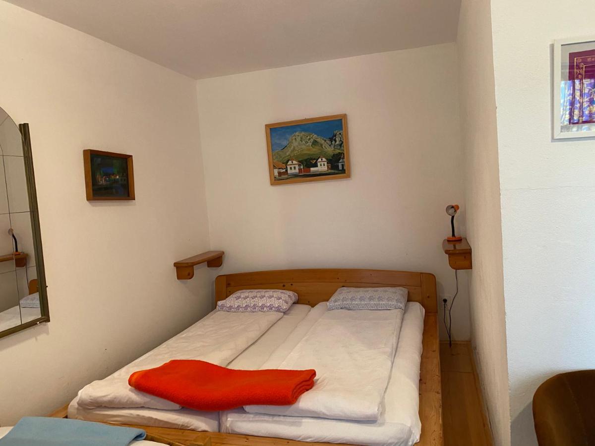 Sziklakert - Életöröm Vendégház Rimetea Exterior foto
