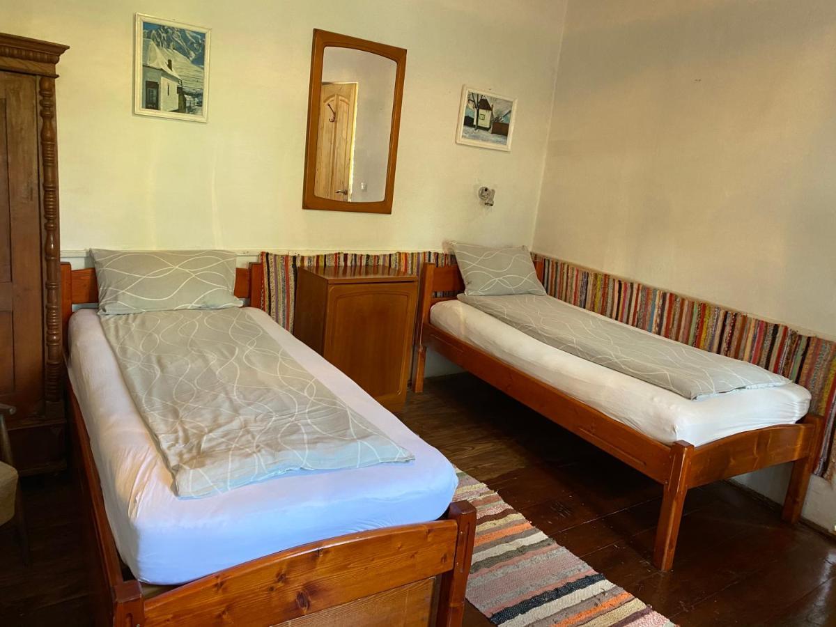 Sziklakert - Életöröm Vendégház Rimetea Exterior foto