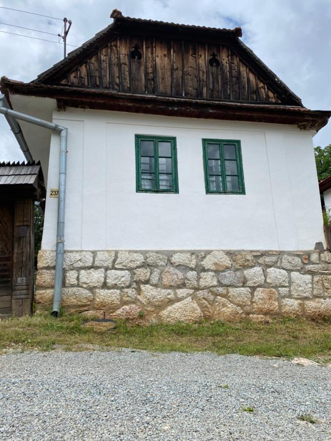 Sziklakert - Életöröm Vendégház Rimetea Exterior foto