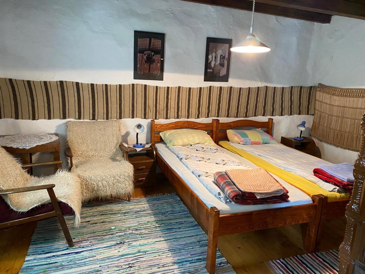 Sziklakert - Életöröm Vendégház Rimetea Exterior foto